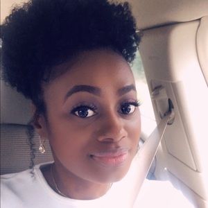 Meet your Posher, Adreece